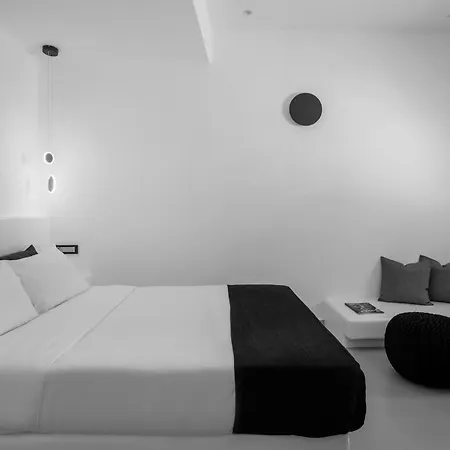 Tataki Family Hotel Fira (Santorini)